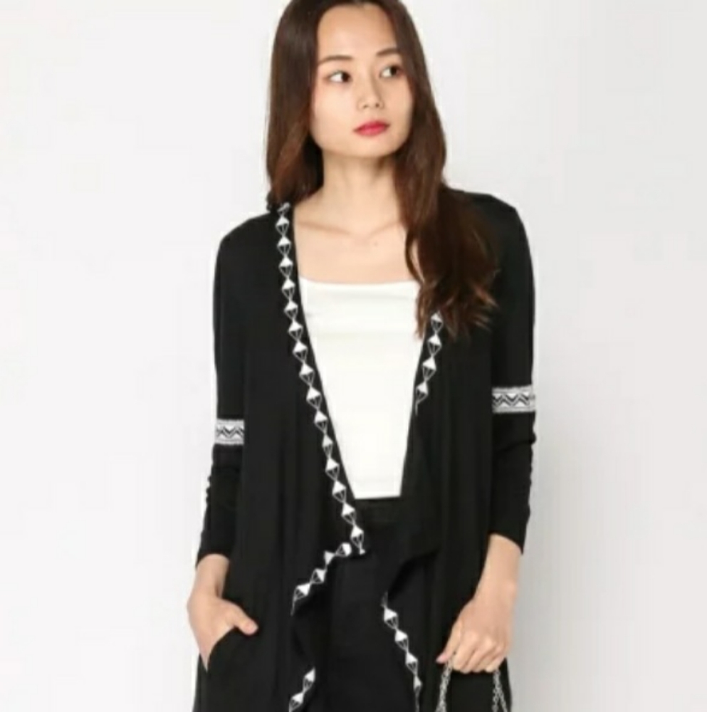 NWOT Guess Coast Drape Front Duster